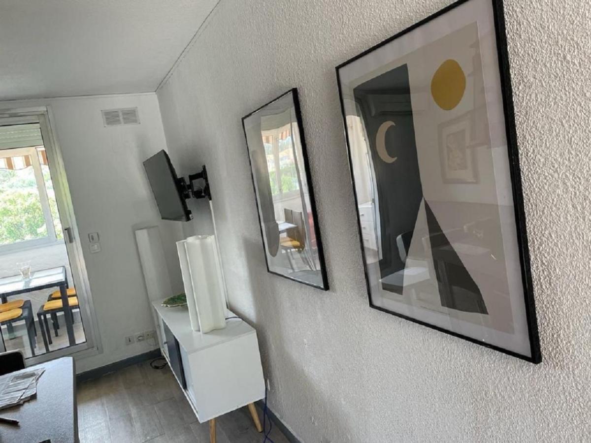 Entre St-Raphael Et St-Tropez. Studio Pieds Dans L'Eau, A Partir De 600 Euros/Semaine. Saint Aygulf Zewnętrze zdjęcie