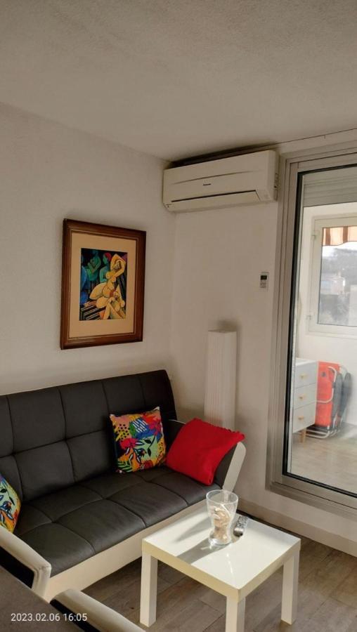 Entre St-Raphael Et St-Tropez. Studio Pieds Dans L'Eau, A Partir De 600 Euros/Semaine. Saint Aygulf Zewnętrze zdjęcie