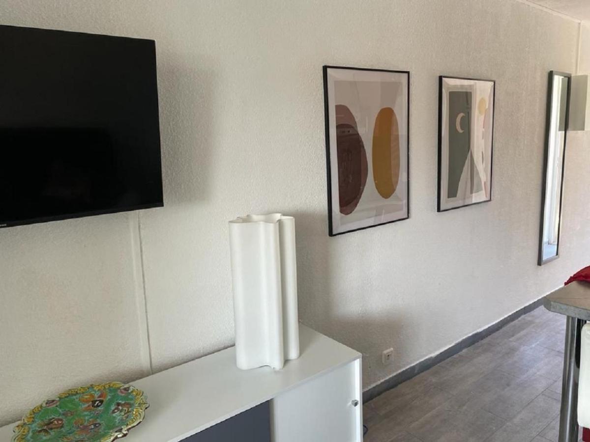 Entre St-Raphael Et St-Tropez. Studio Pieds Dans L'Eau, A Partir De 600 Euros/Semaine. Saint Aygulf Zewnętrze zdjęcie